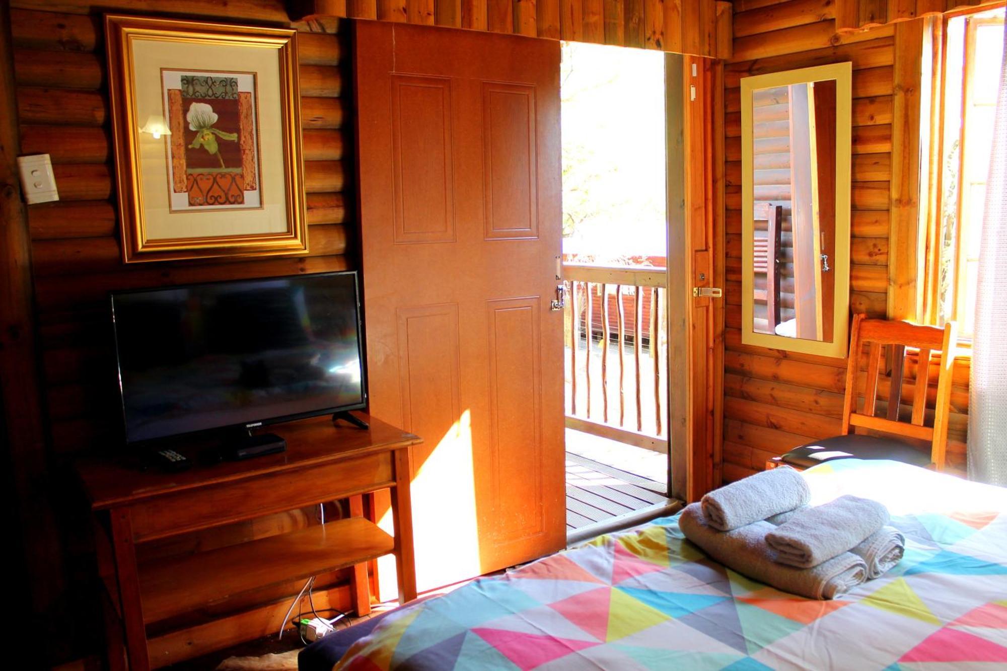 Ndlovu Log Dinokeng Casa de Férias *